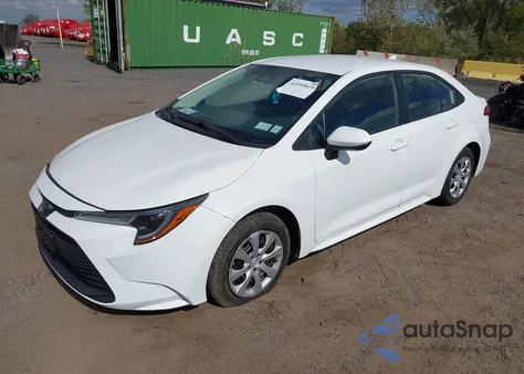2024 Toyota Corolla Le z USA, uszkodzony, nr VIN 5YFB4MDE1RP086853